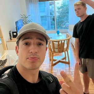 Meet your Posher, Henry